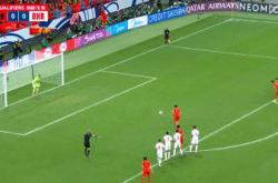 开云APP-球员表现抢眼，攻防兼备令人钦佩的简单介绍