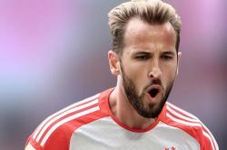 开云体育入口-古稀老将愿出山！拜仁前锋难甩挑战魔咒的简单介绍