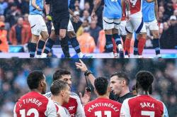 开云体育平台APP-包含马德里再战英超豪门，胜负难分的词条