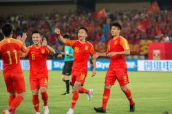 开云体育下载-东亚足球赛事中的一场紧张对决即将上演