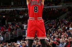 开云平台-包含山西队翻盘骑士，拉文刷新纪录的词条