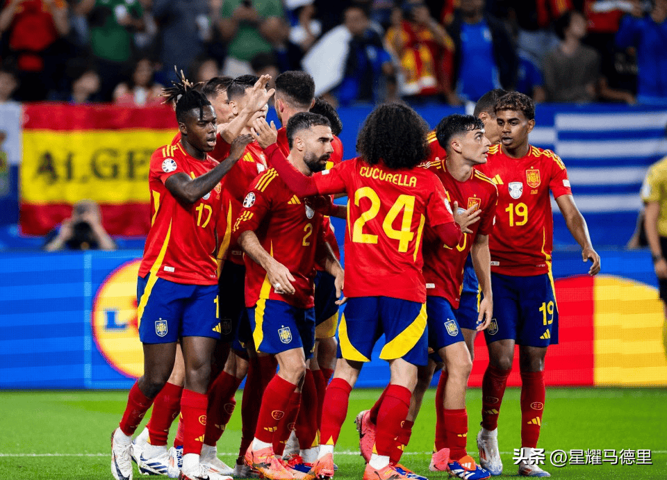 英格兰队逆转德国队，奥恰洛夫状态火热